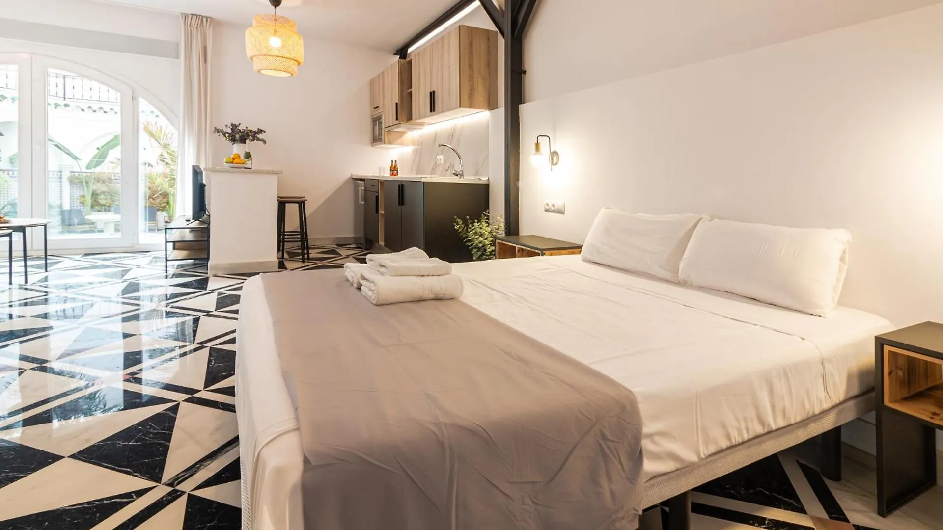 El Patio De La Luna Freshapartments مالقة 0*,  إسبانيا