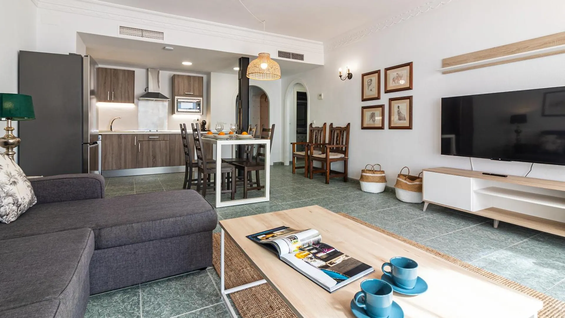 شقة El Patio De La Luna Freshapartments مالقة إسبانيا