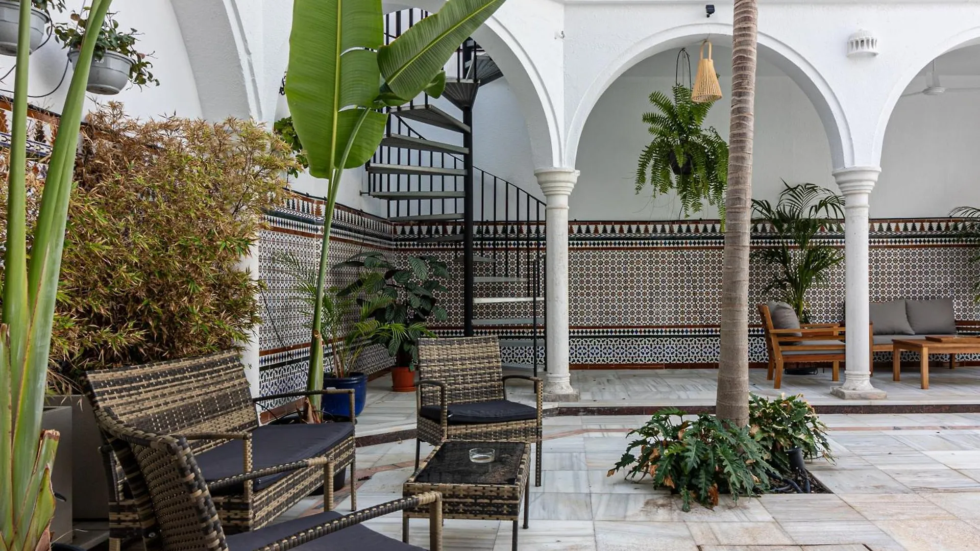 El Patio De La Luna Freshapartments مالقة